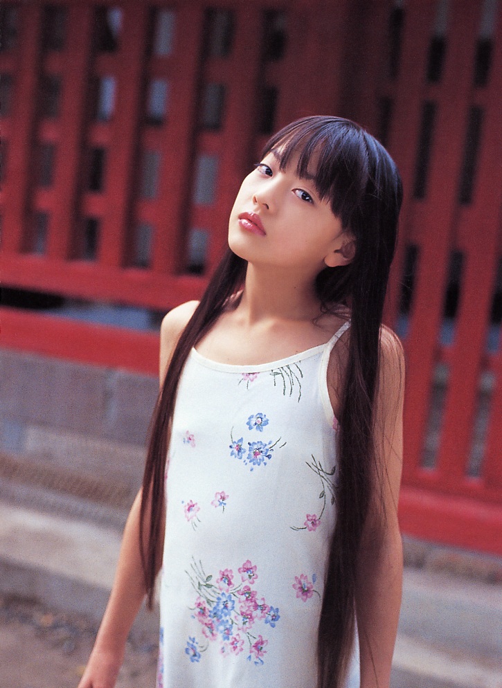 Natsuki Okamoto; Japanese Idol/Cute Girl & Mana lookalike from White Album. | Crystal Tokyo ...